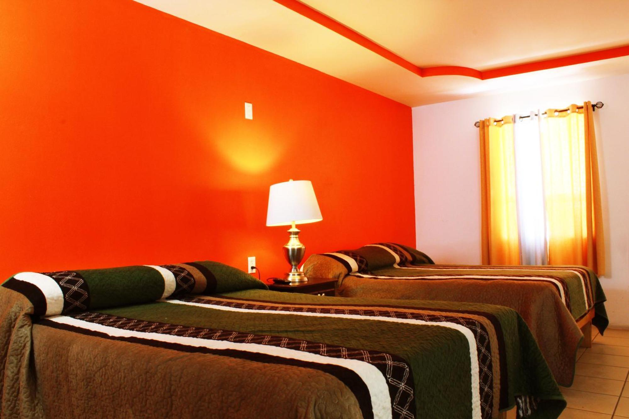 Hotel Dona Crucita Creel Exterior photo